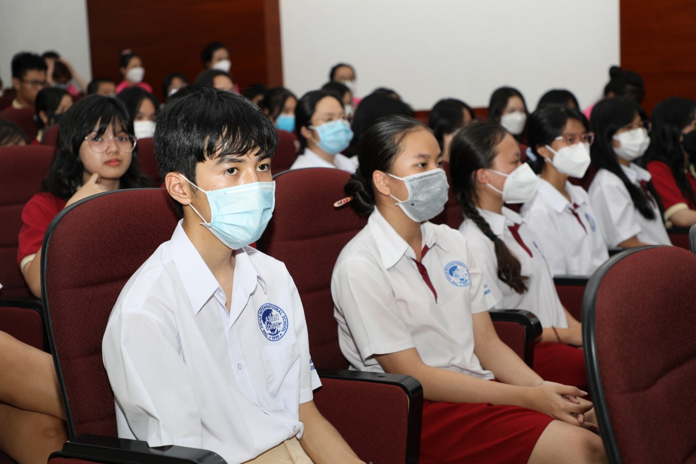 Học sinh Asian School hưởng ứng Ngày Tê giác thế giới