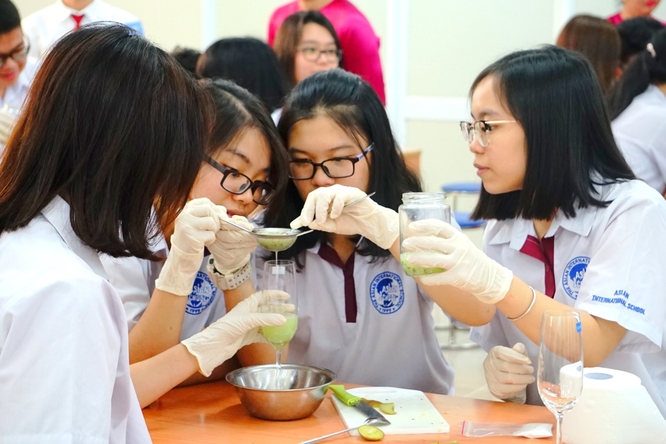 Học sinh Asian School trải nghiệm Ngày hội khoa học quốc tế - Science Day 2019