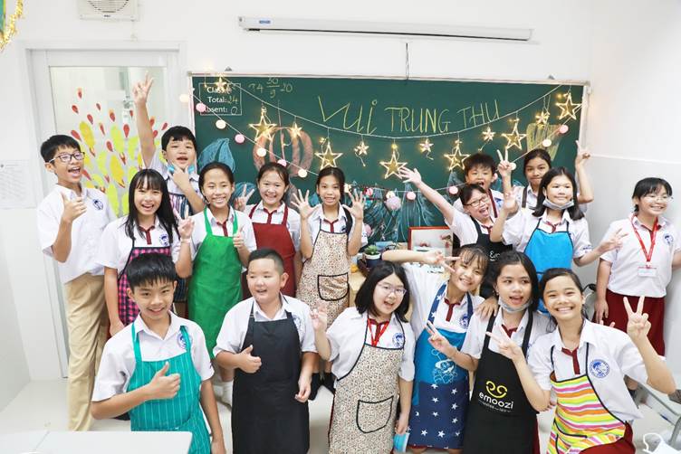 Trở về không khí Tết Trung thu truyền thống cùng học sinh Asian School