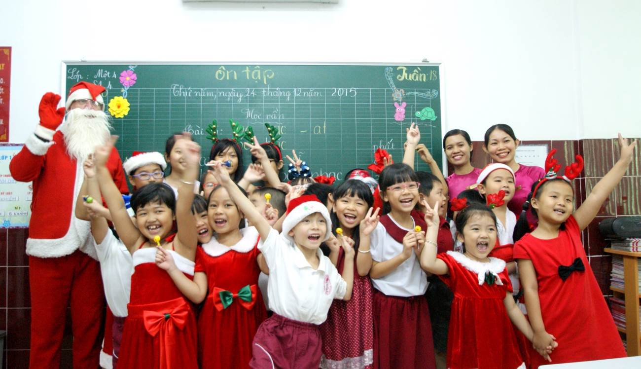 Học sinh Asian School náo nức đón Giáng sinh và năm mới 2016