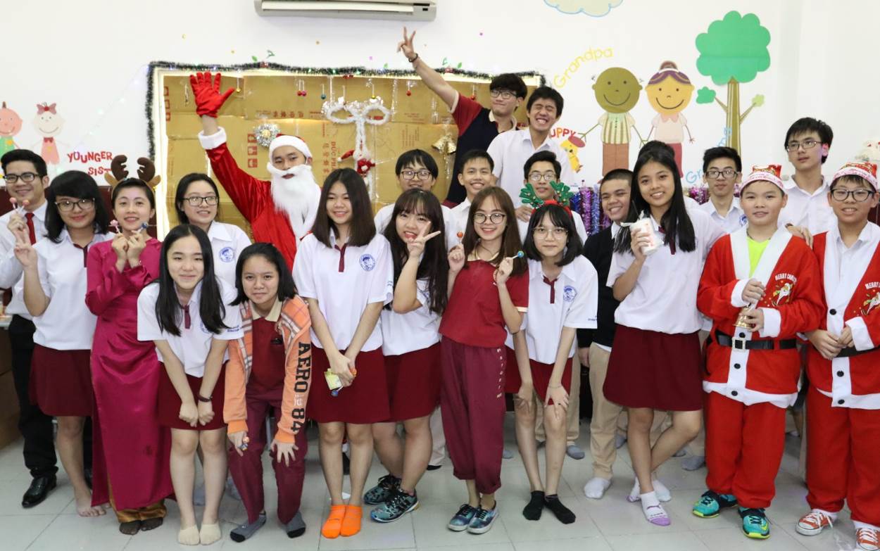 Học sinh Asian School náo nức đón Giáng sinh và năm mới 2016